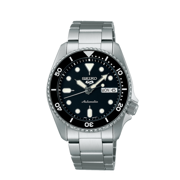 Seiko 5 Sports SKX Midi Black