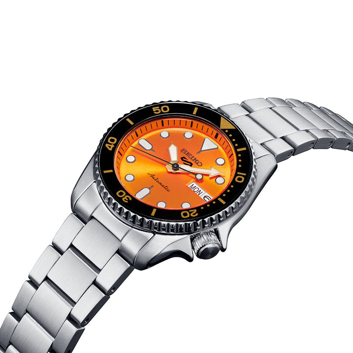 Seiko 5 Sports SKX Midi Orange