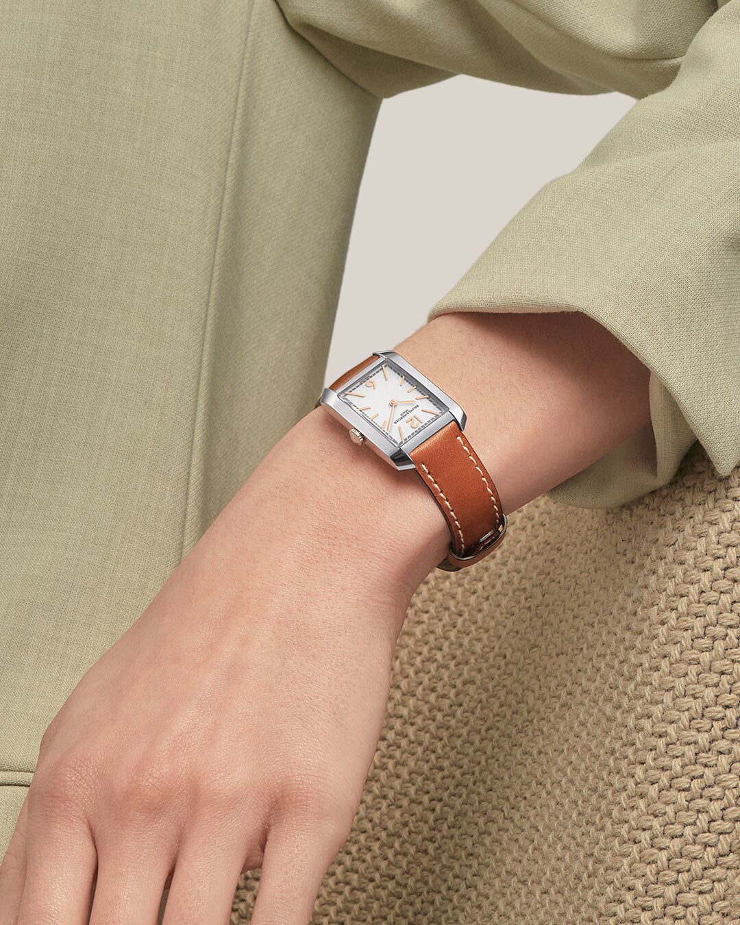 B&M Hampton 10472 M0A10472
