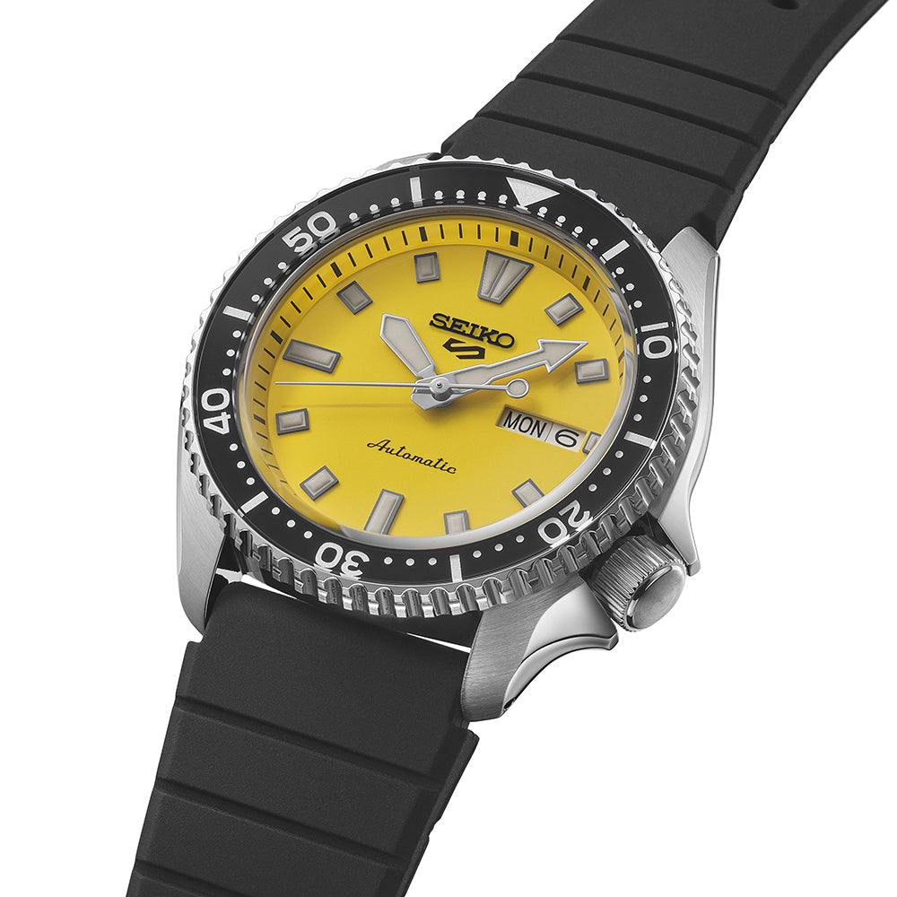 Seiko 5 Sports SKX Redux in Ki-iro Yellow