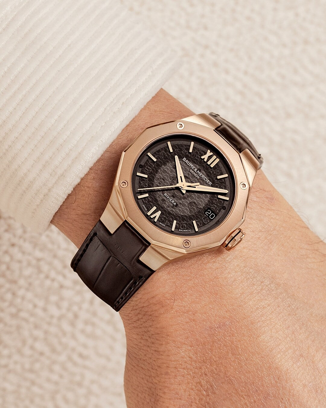 Riviera 10787