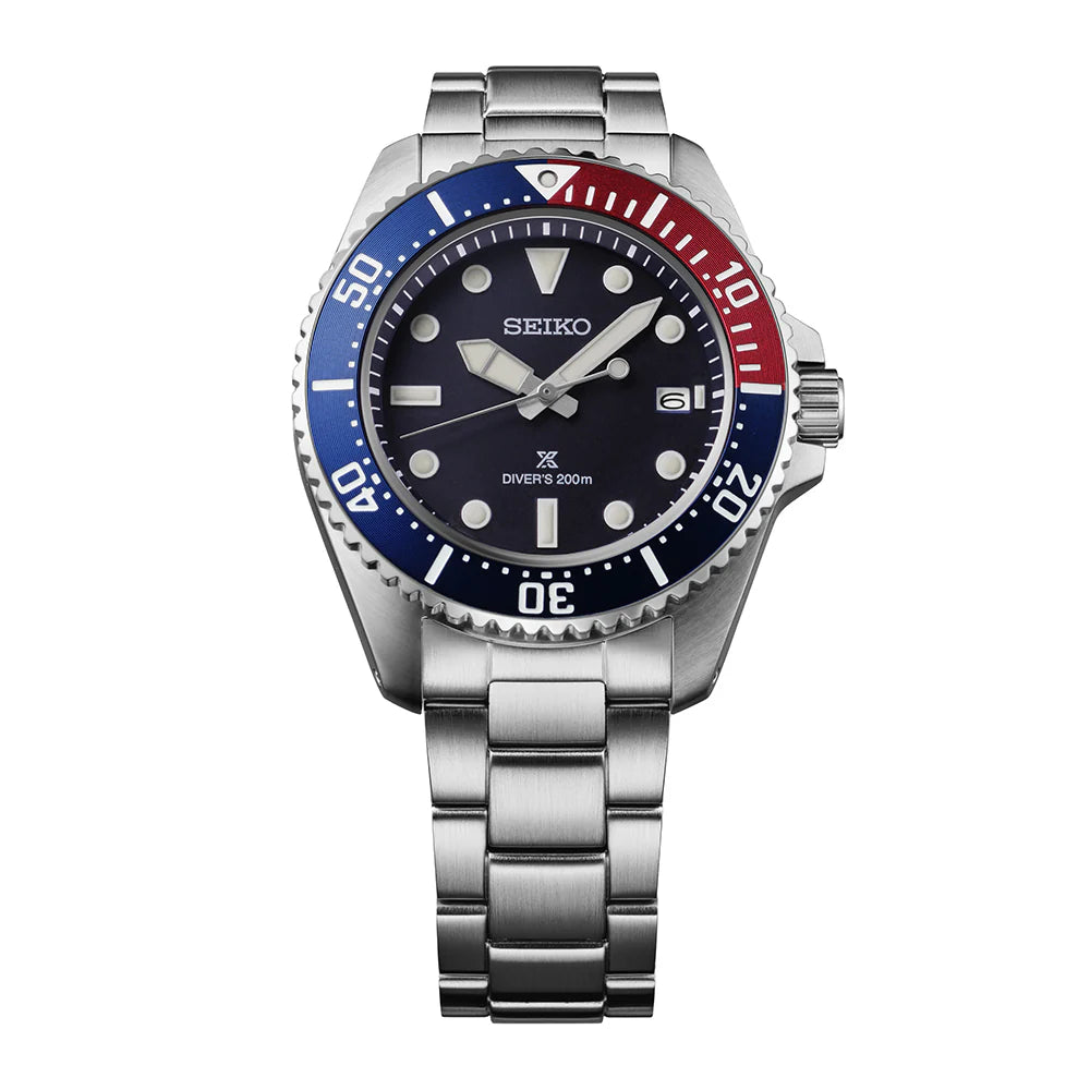 Seiko Prospex Solar Diver’s in Blue-Red-Blue