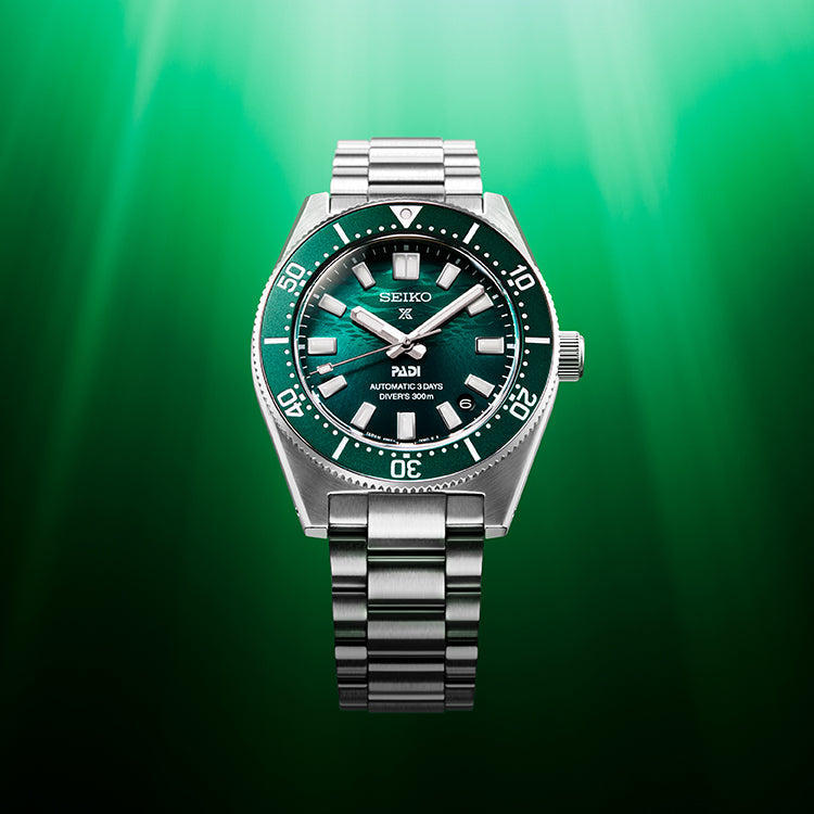 Close view of Seiko Prospex 1965 Heritage Divers Special Ed Watch SPB501J1