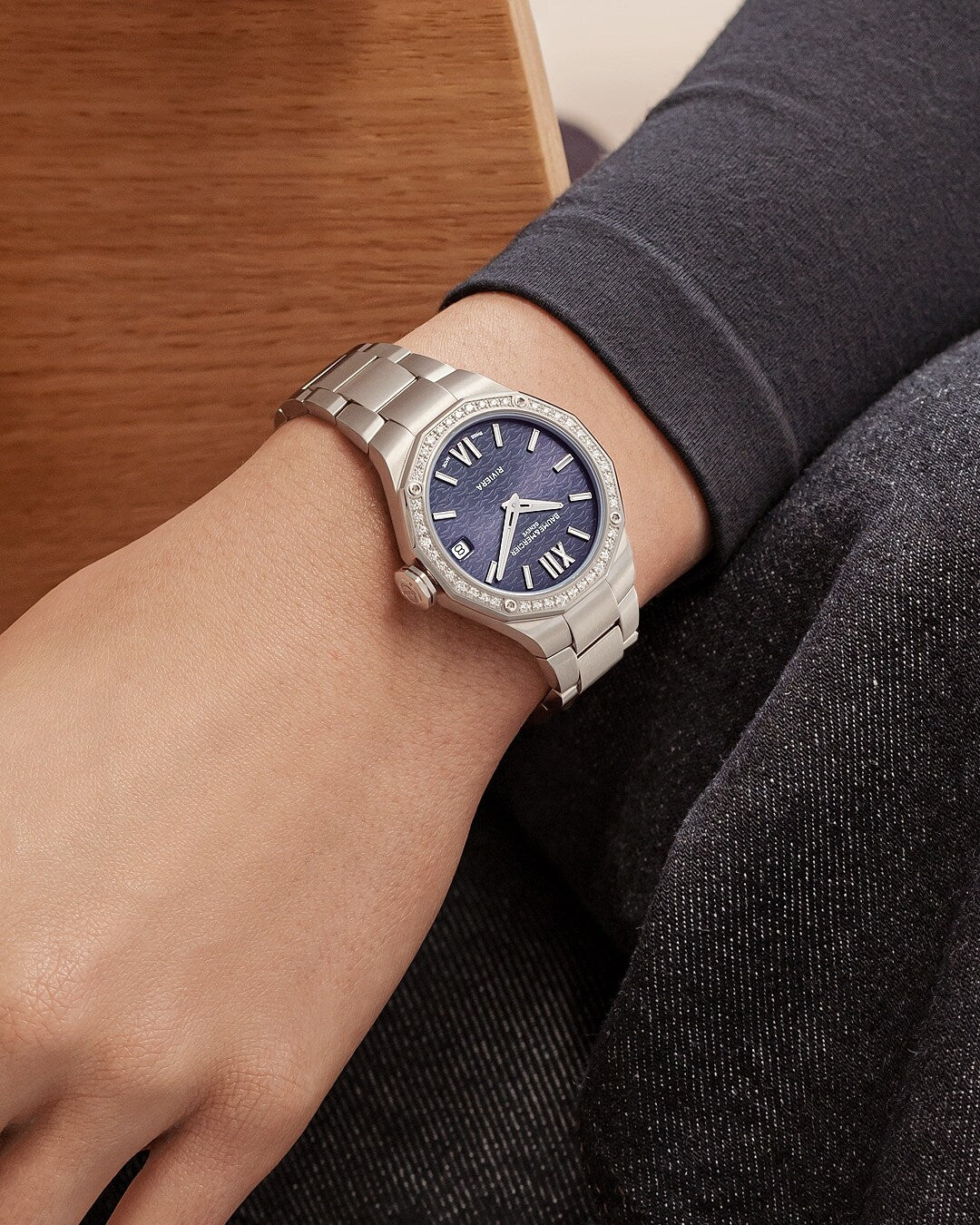 Riviera 10765