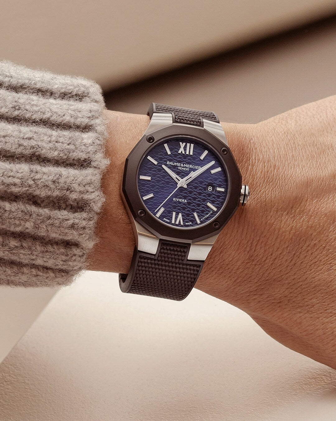 Riviera 10768