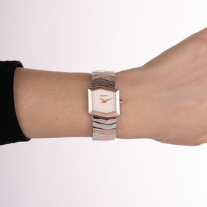 Balmain Taffetas | 22.50 x 23.50 mm