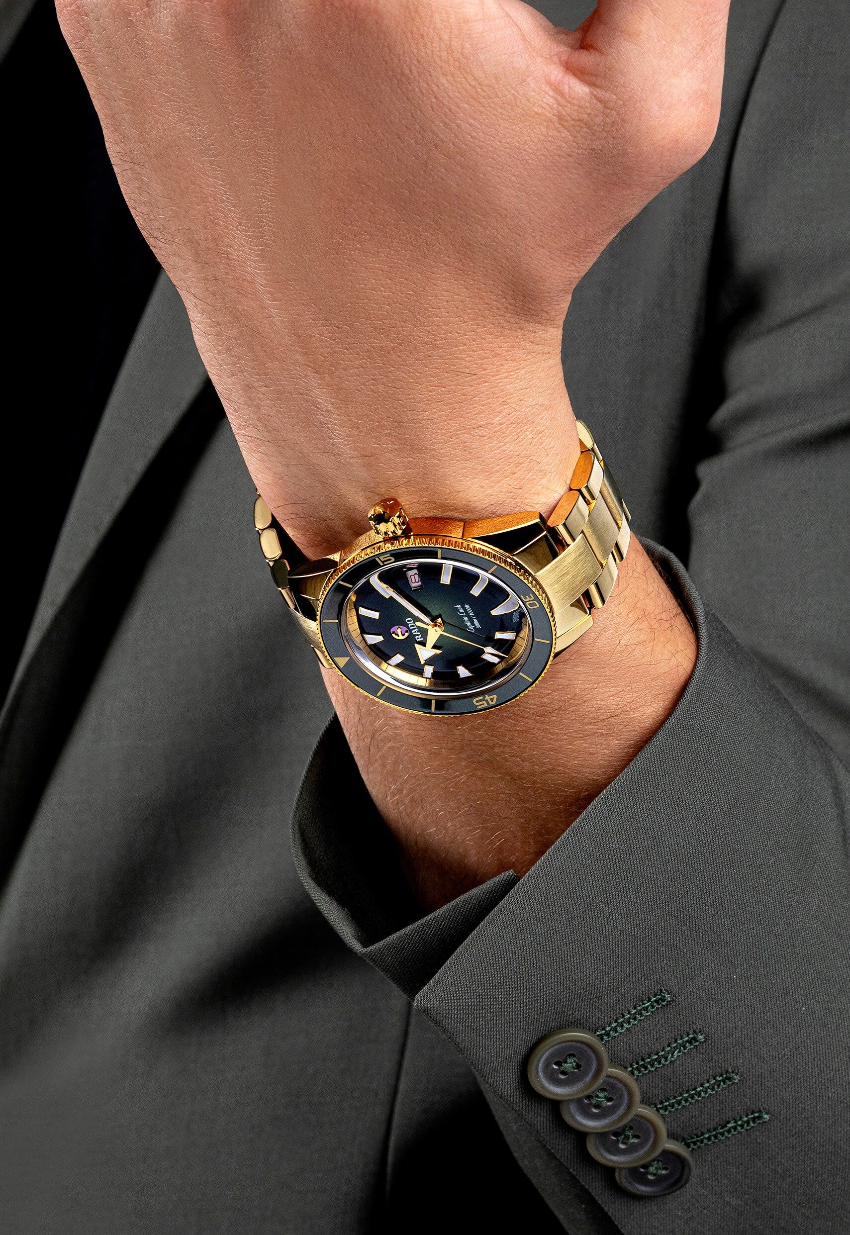 Captain Cook Automatic
